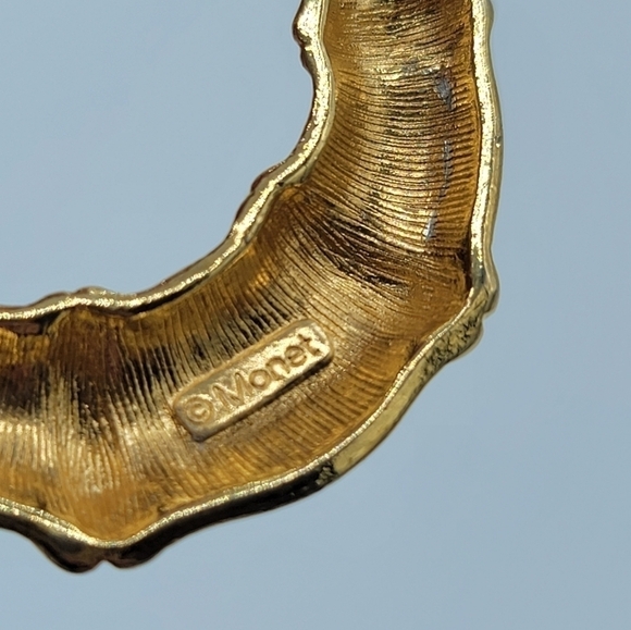 Monet Goldtone Circle Pendant #762 - Picture 8 of 9